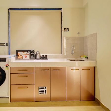 Home2 Suites And Service Apartments, Mumbai Airport Eksteriør billede