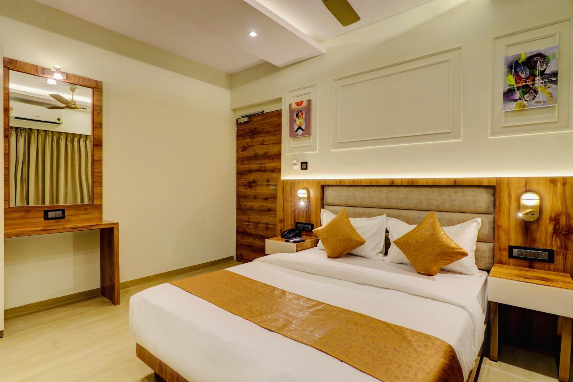 Home2 Suites And Service Apartments, Mumbai Airport Eksteriør billede