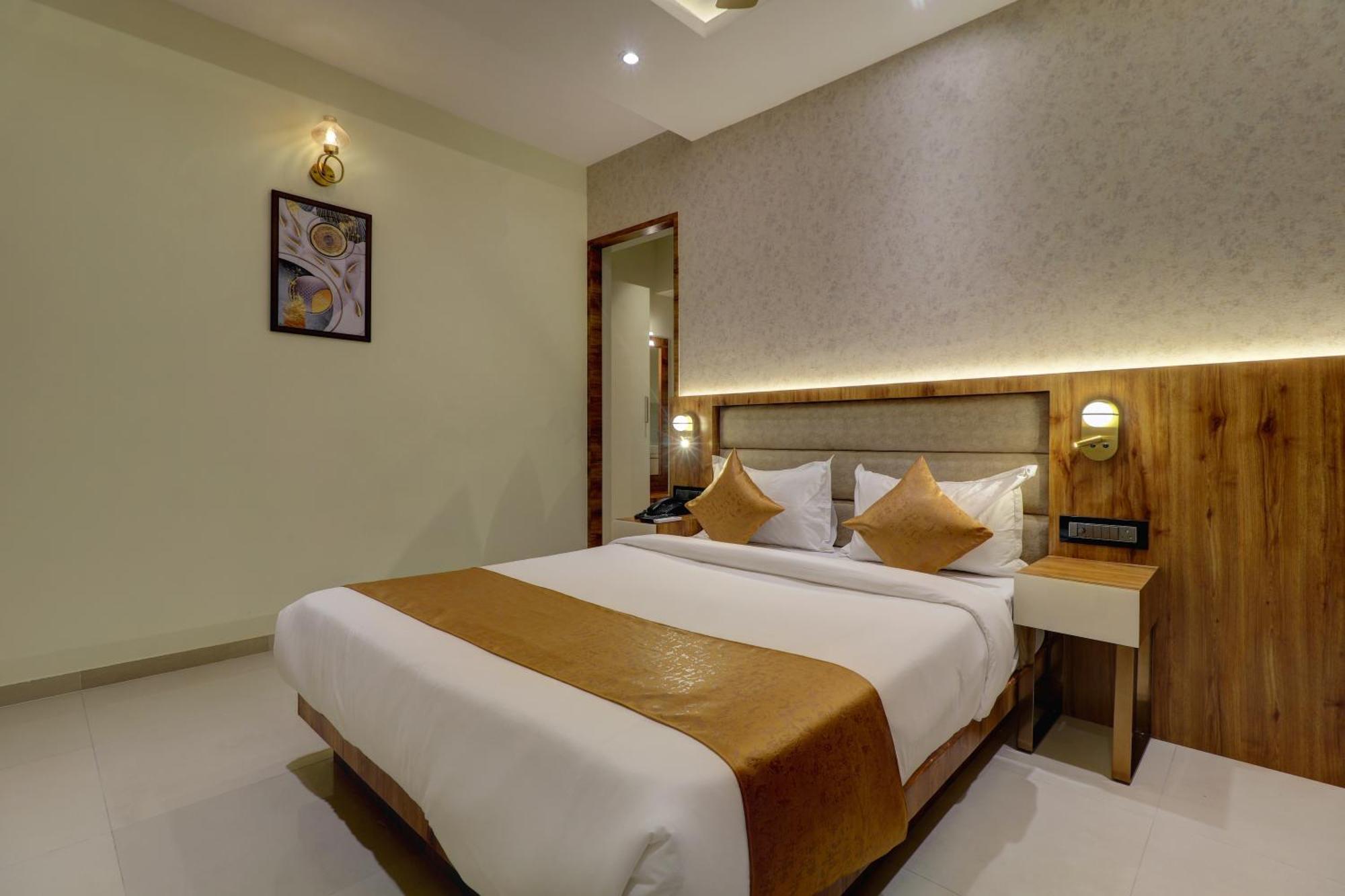 Home2 Suites And Service Apartments, Mumbai Airport Eksteriør billede